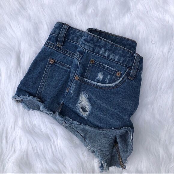 Free People Irreplaceable Distressed Cutoff Shorts - Picture 7 of 7